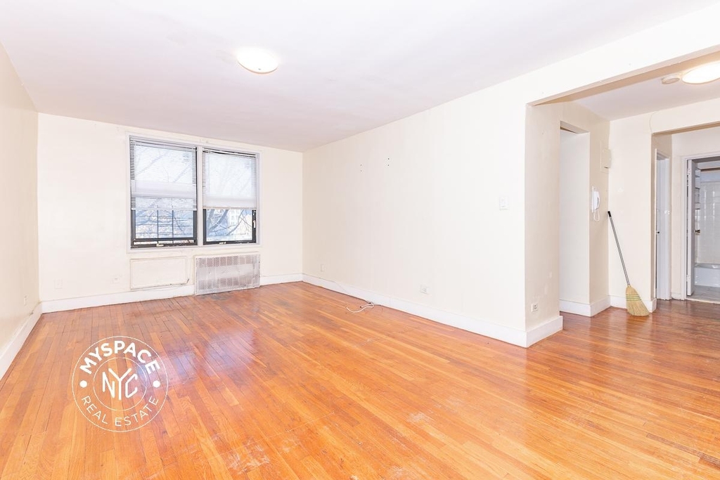 250 Clarkson Avenue - Photo 5