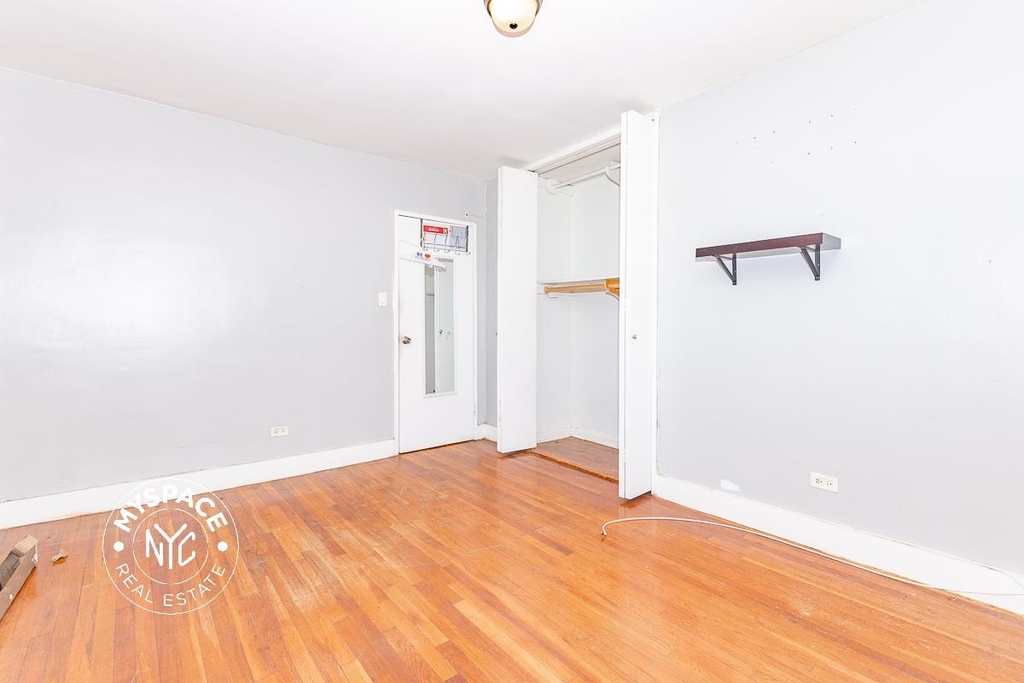 250 Clarkson Avenue - Photo 2