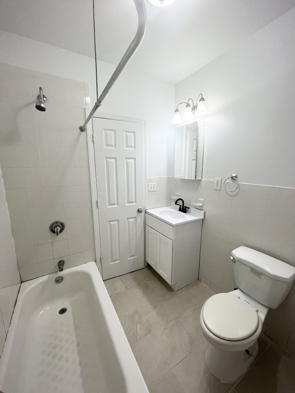 600 West 138th Street - Photo 6