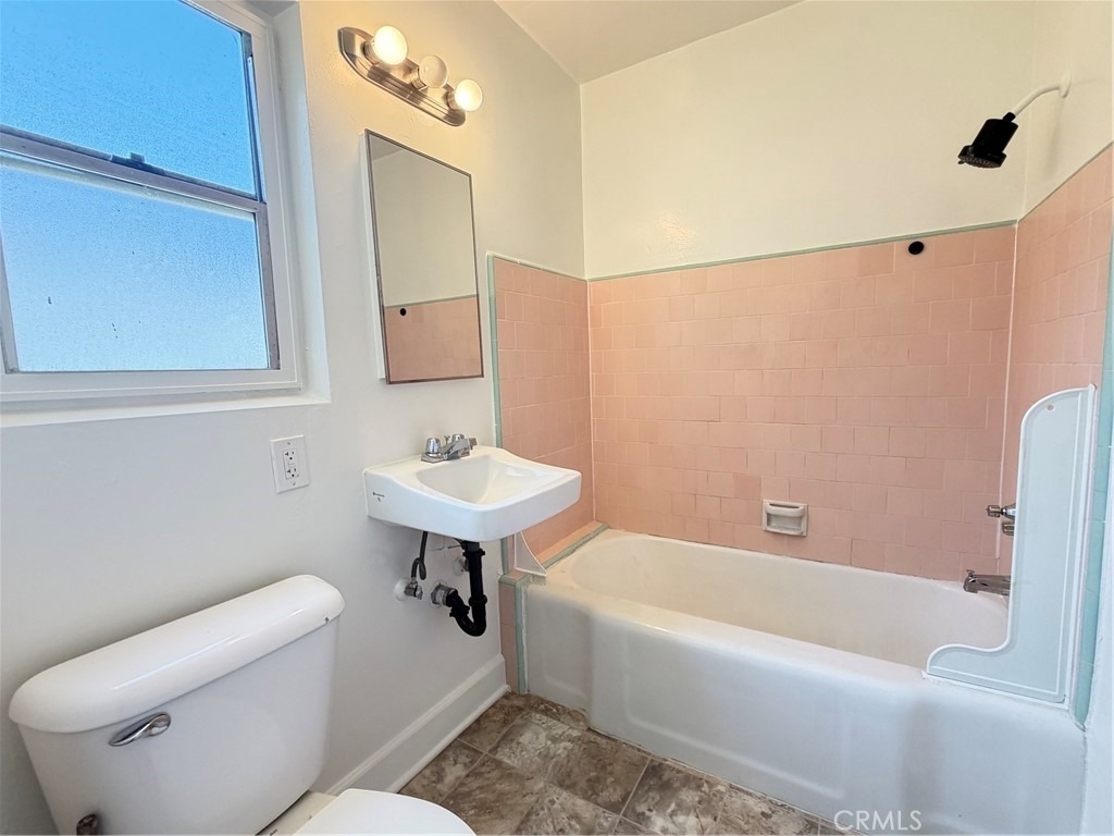 16 W Grand Avenue - Photo 7