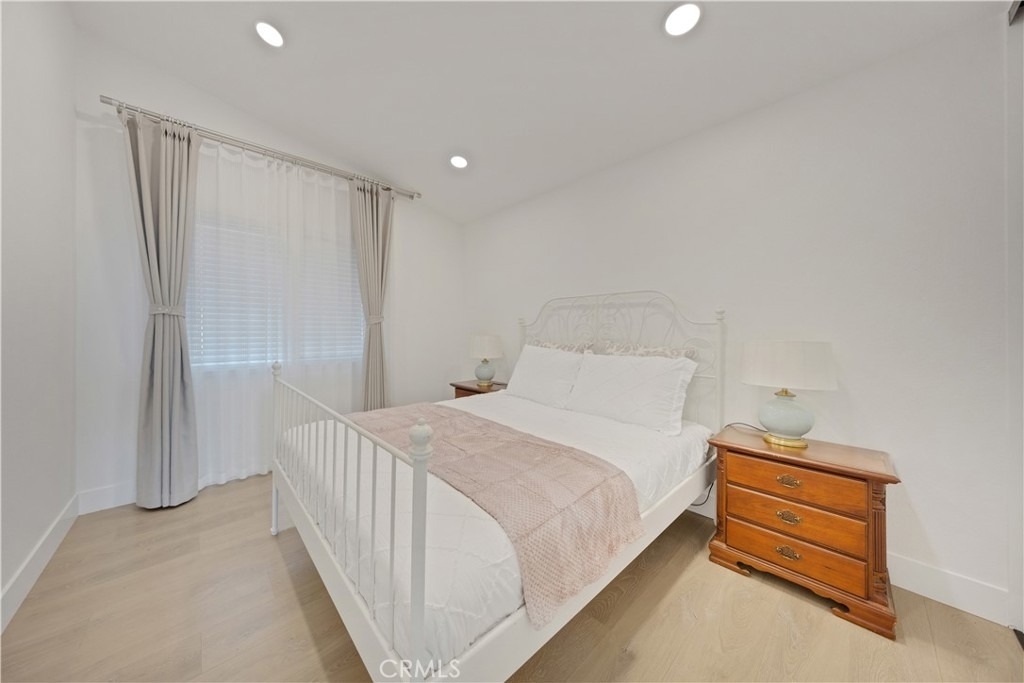 1107 N Short - Photo 16
