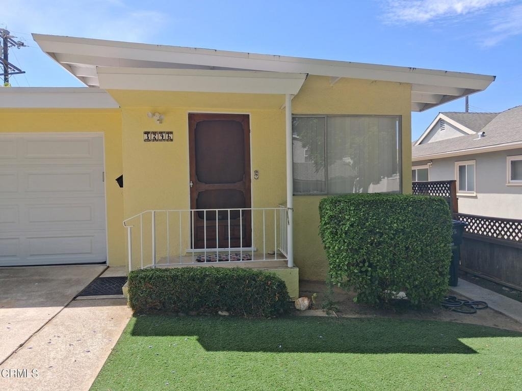 3296 San Luis Street - Photo 1