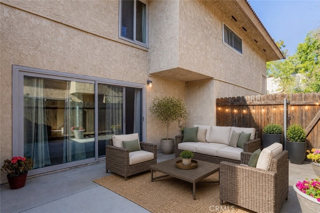 1008 Las Lomas Drive - Photo 14