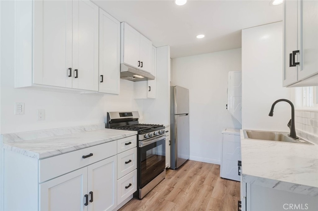19427 Hart Street - Photo 12
