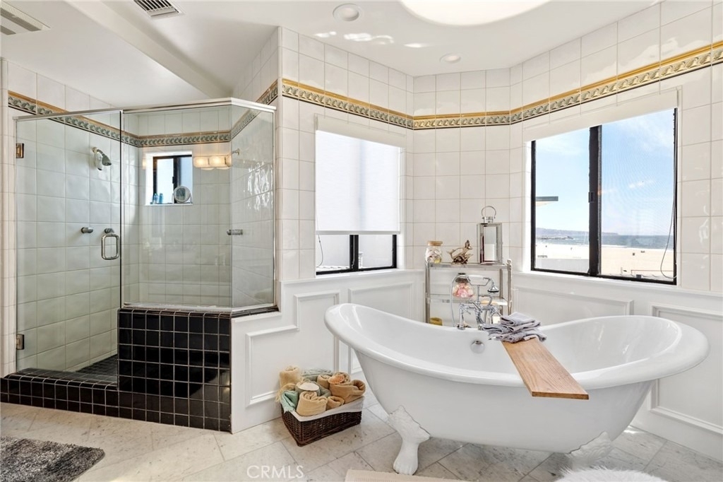 536 The Strand - Photo 11