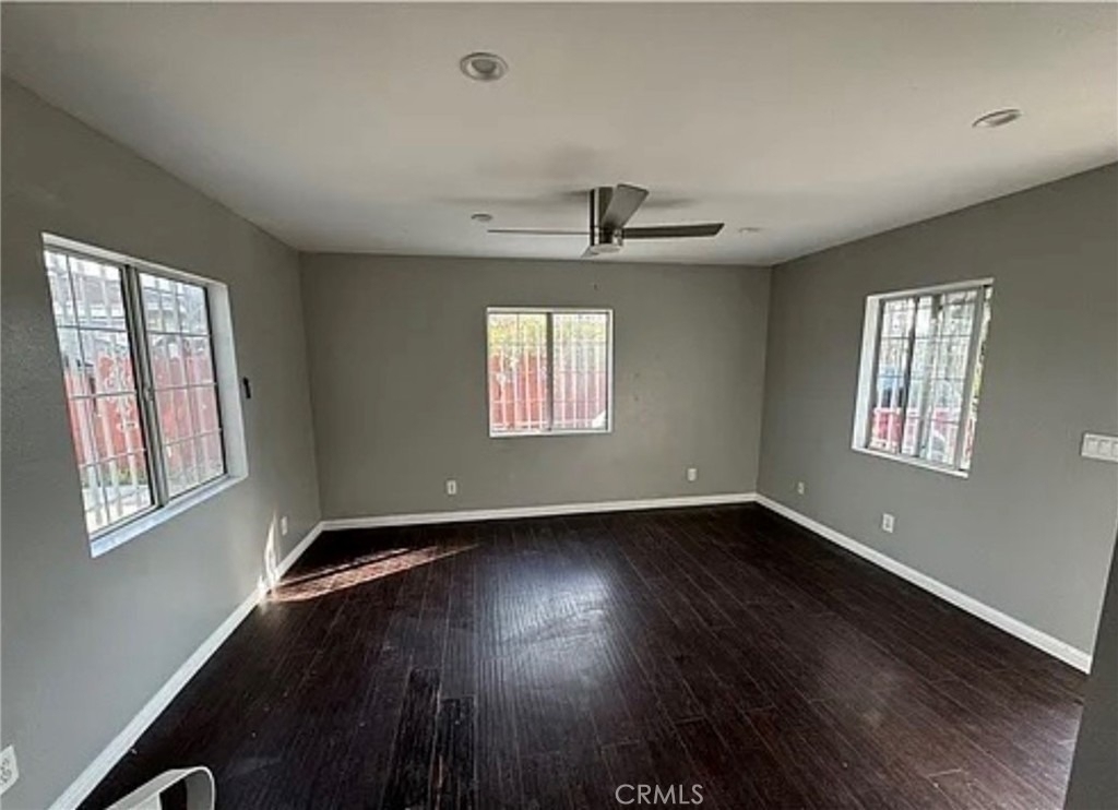 1755 E 92nd Street - Photo 4