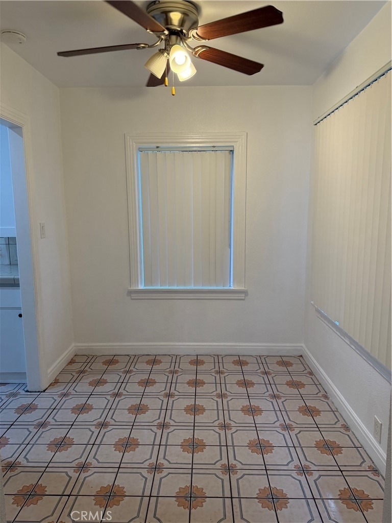 1802 E Glenoaks - Photo 6