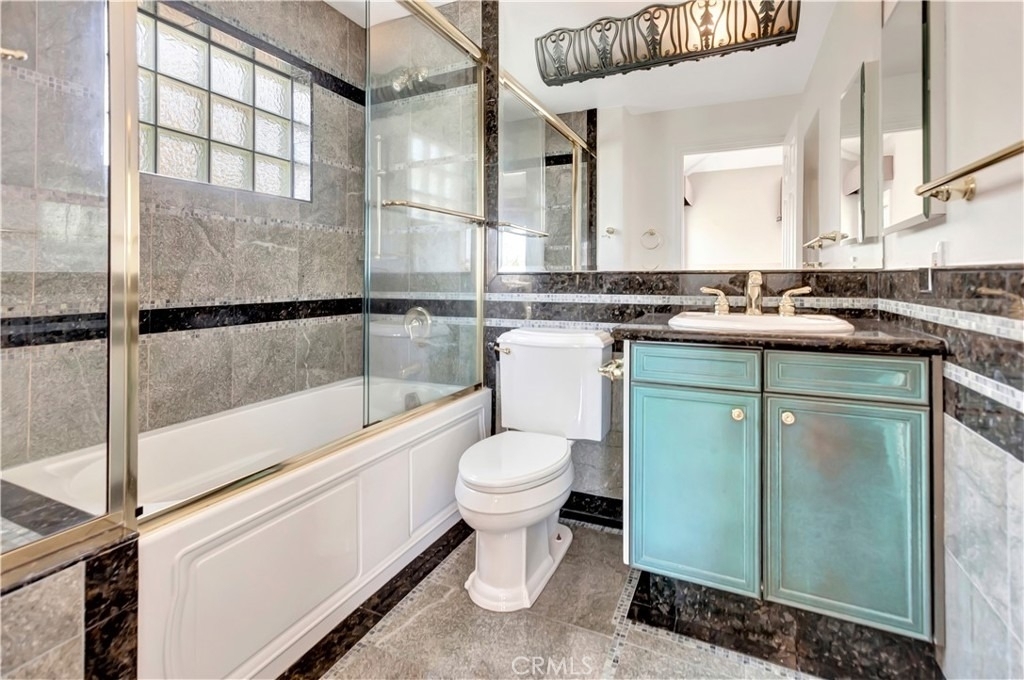 3140 E Bradbury Court - Photo 34