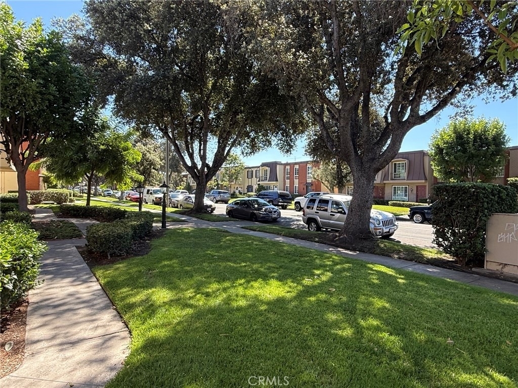 1803 W Greenleaf - Photo 18
