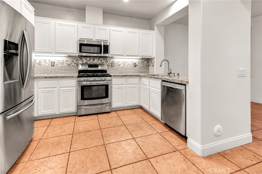 5 Wildflower Place - Photo 3
