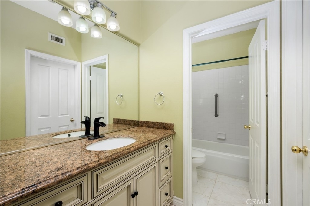 21 Foxcrest - Photo 68