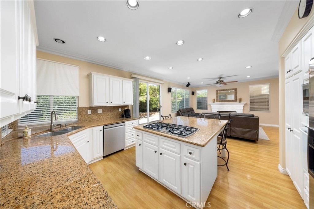 21 Foxcrest - Photo 44