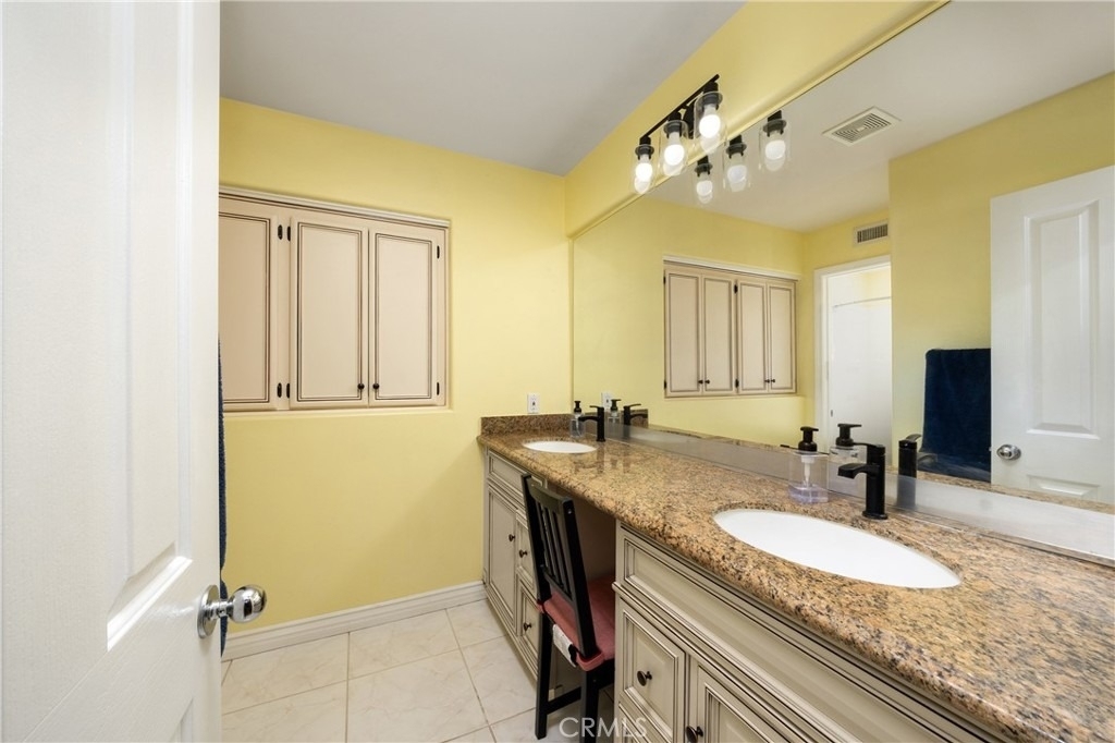 21 Foxcrest - Photo 65