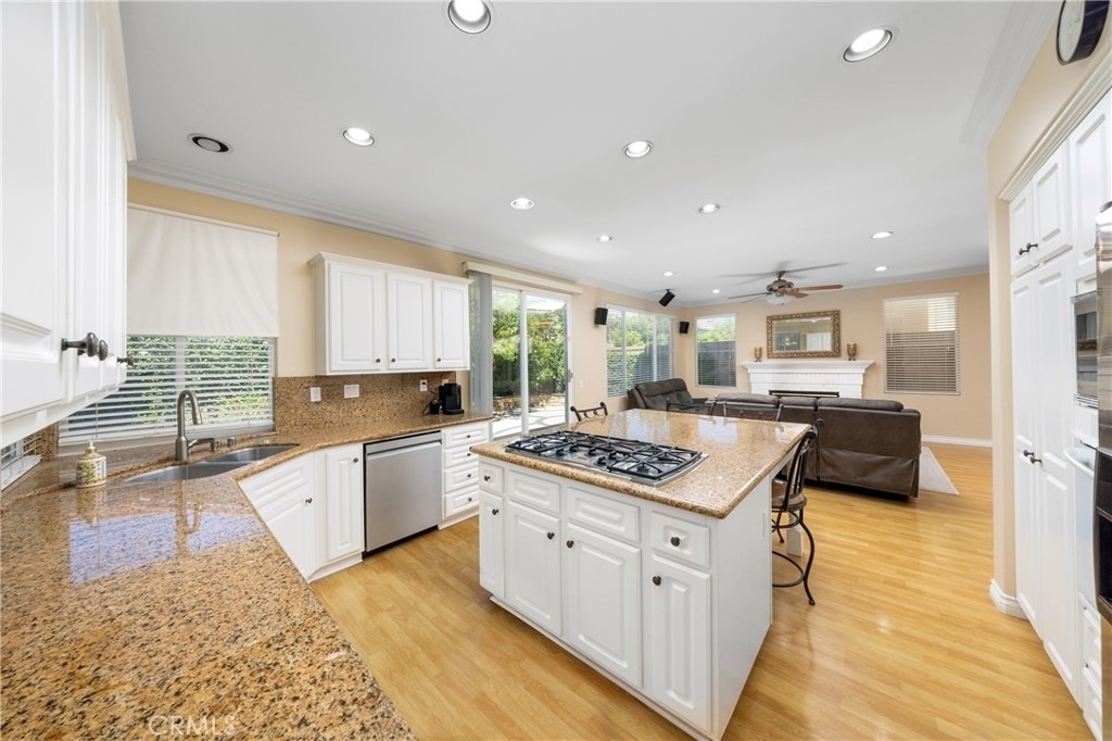 21 Foxcrest - Photo 4