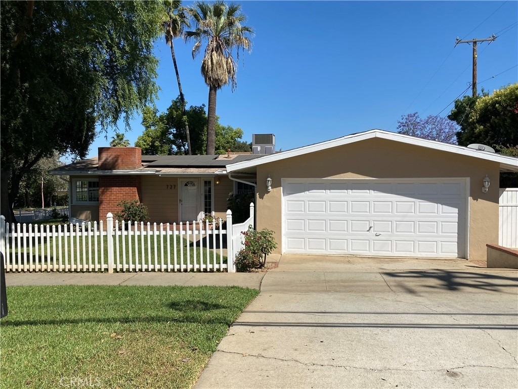 727 E Palm Avenue - Photo 3
