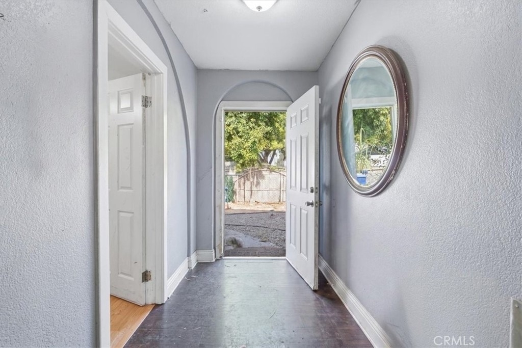 1707 N Arrowhead - Photo 4