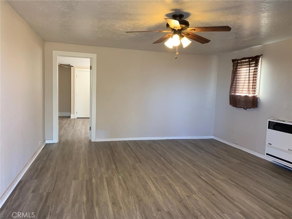 9548 White Road - Photo 2