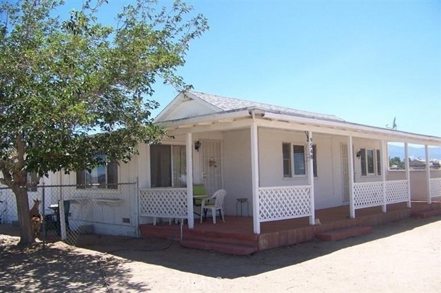 9548 White Road - Photo 0