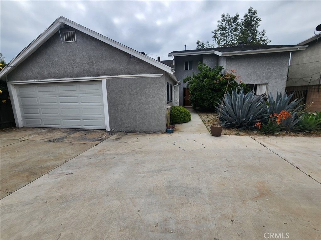 2912 Acresite Street - Photo 0