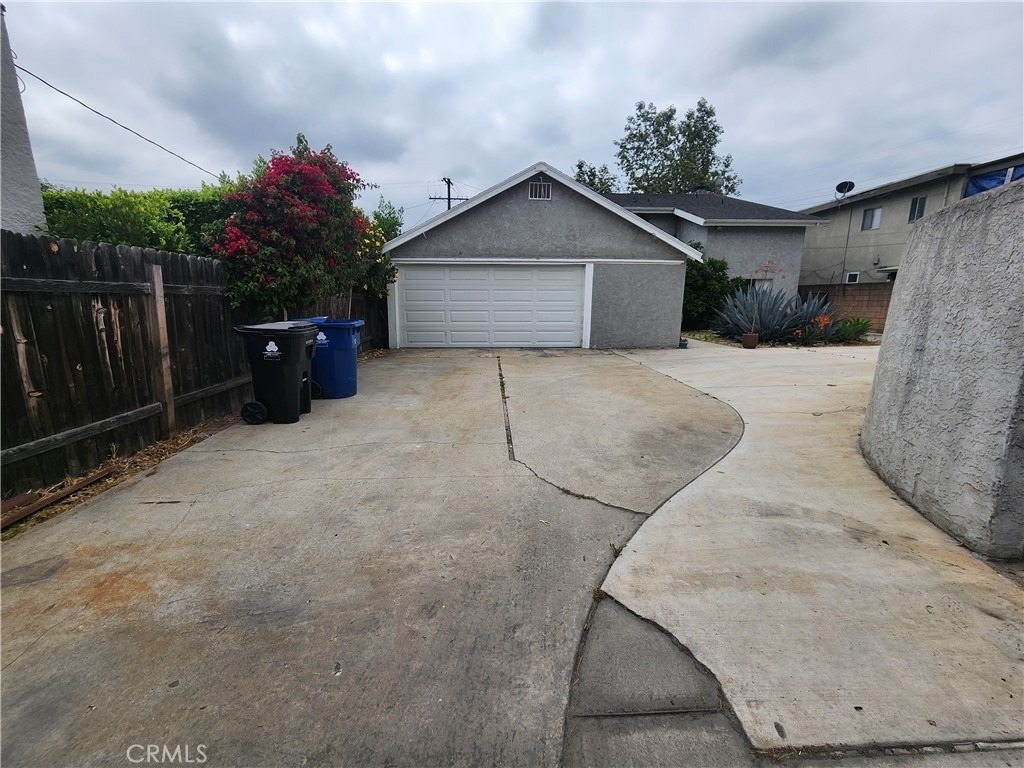 2912 Acresite Street - Photo 1