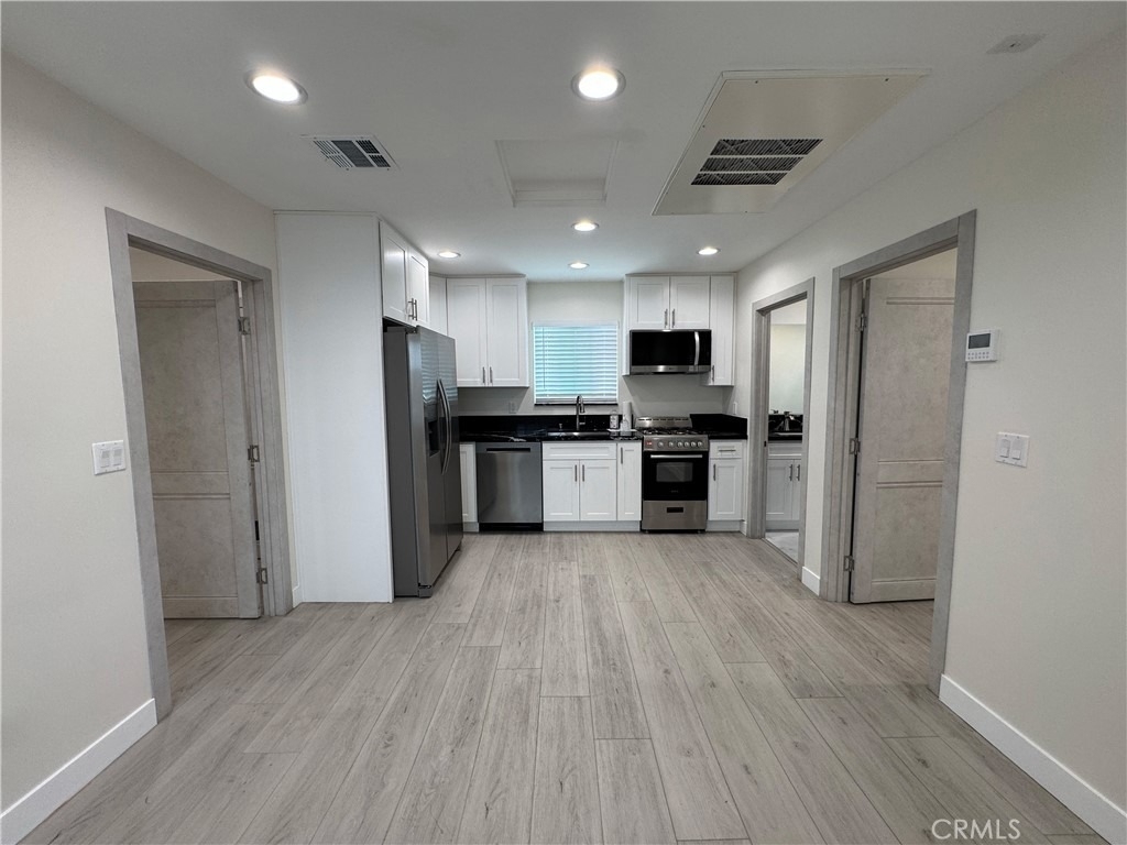 11022 Louise Avenue - Photo 0