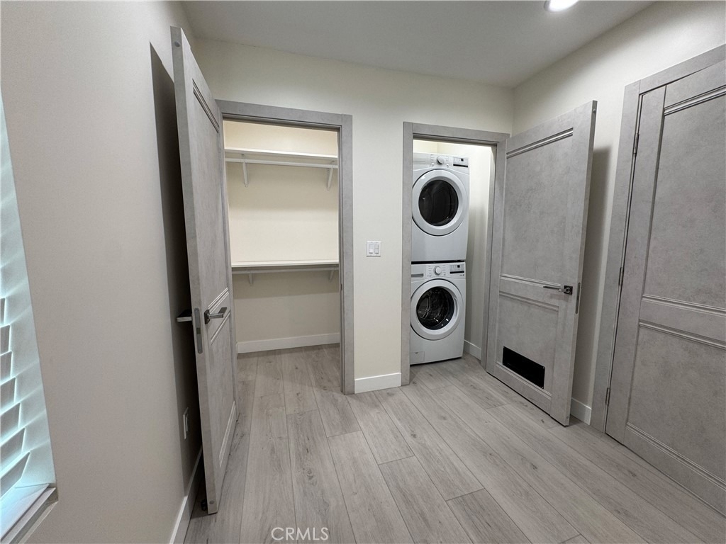 11022 Louise Avenue - Photo 4