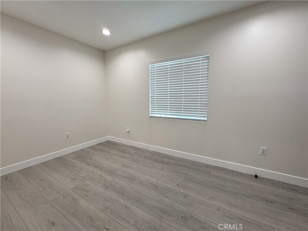 11022 Louise Avenue - Photo 7