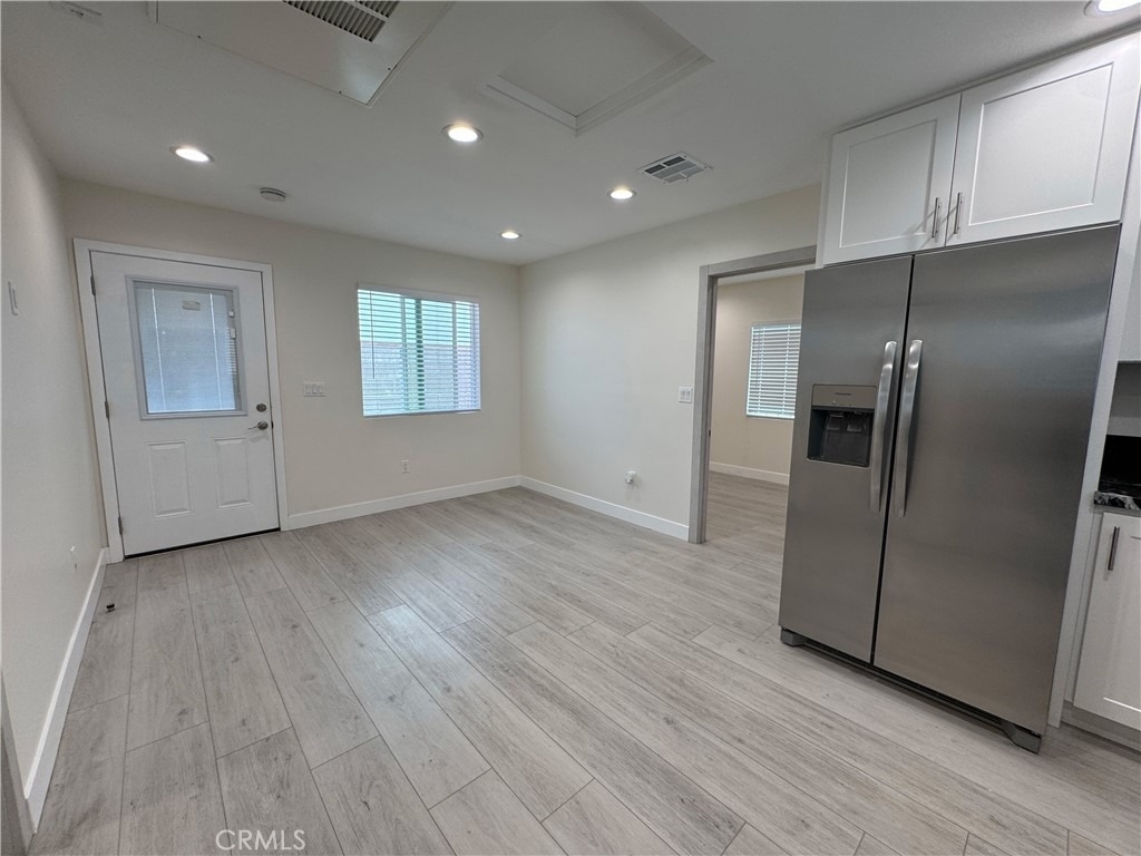 11022 Louise Avenue - Photo 6