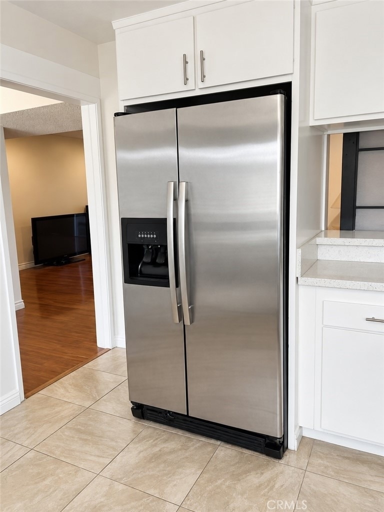 620 W Huntington - Photo 10
