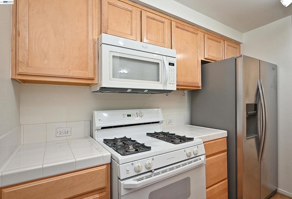 280 Caldecott Ln - Photo 12