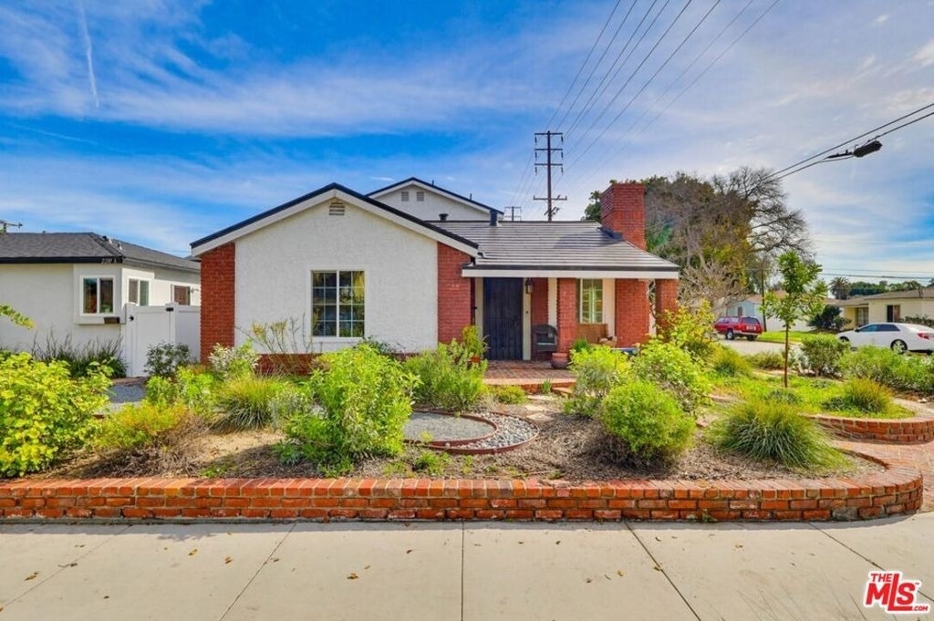 2200 Easy Avenue - Photo 1