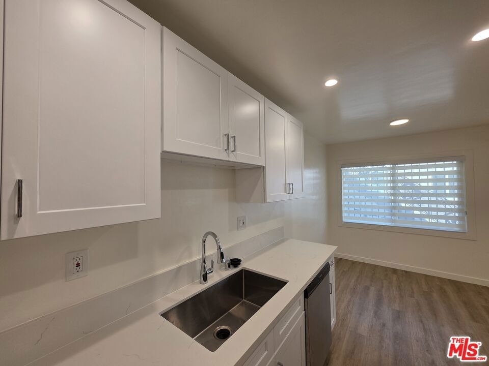 2908 W 141st Place - Photo 31