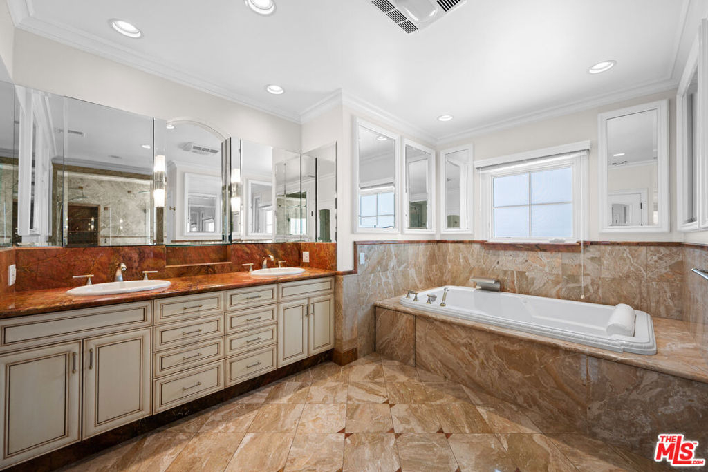 204 Foothill Road - Photo 17