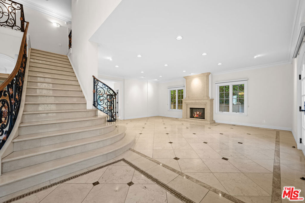 204 Foothill Road - Photo 4