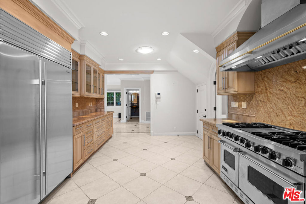 204 Foothill Road - Photo 1