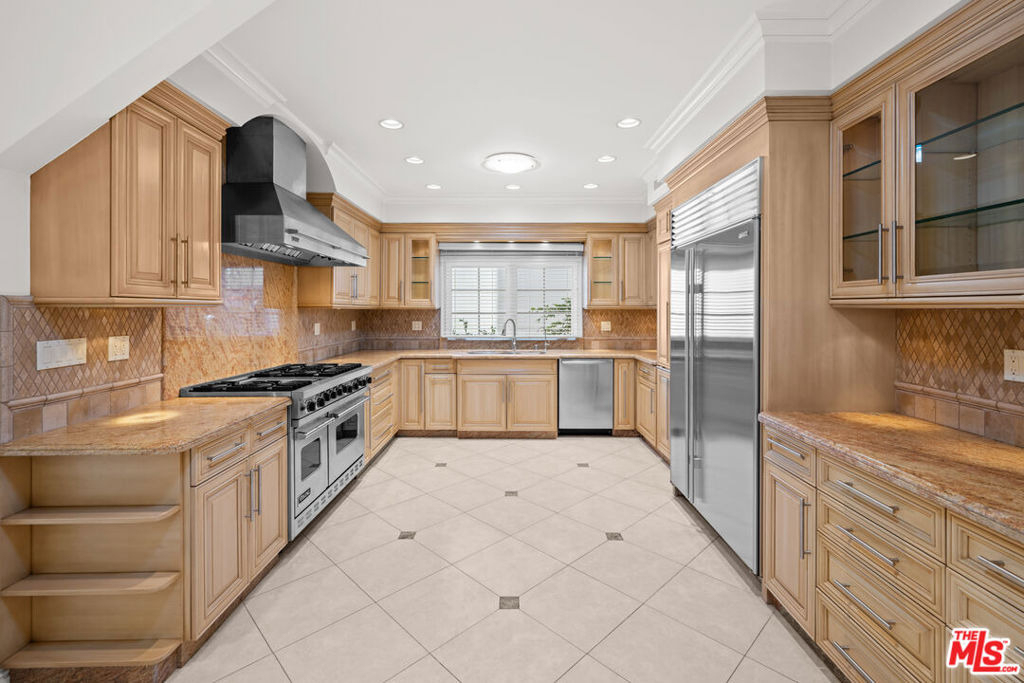 204 Foothill Road - Photo 2
