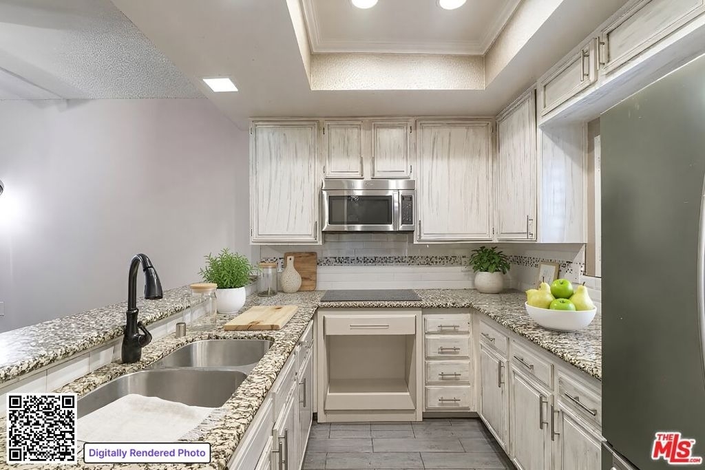 3480 Barham Boulevard - Photo 3