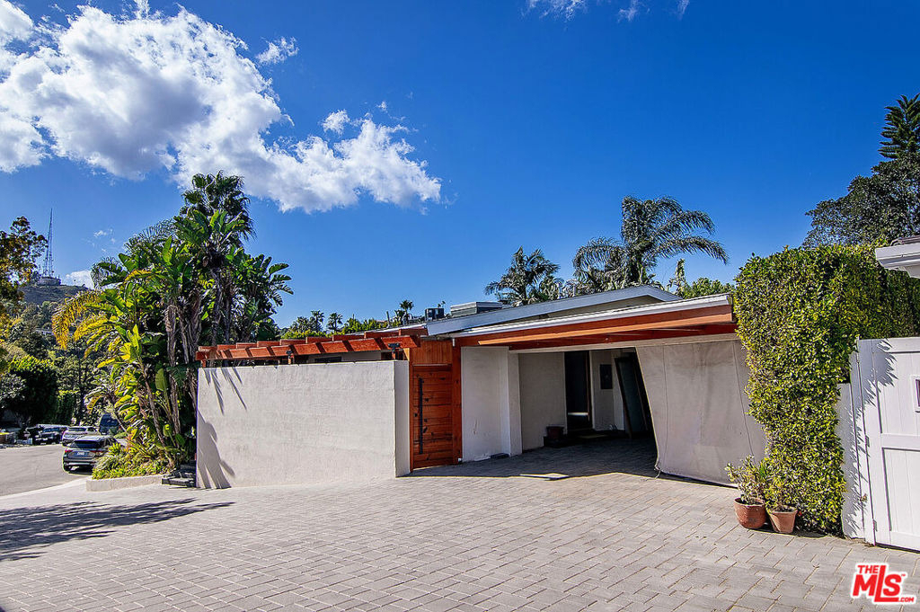 8405 Edwin Drive - Photo 2