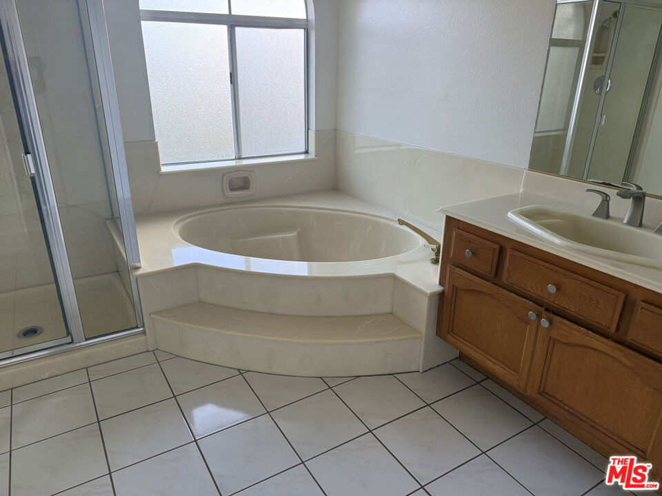 12010 Falcon Ridge Way - Photo 9