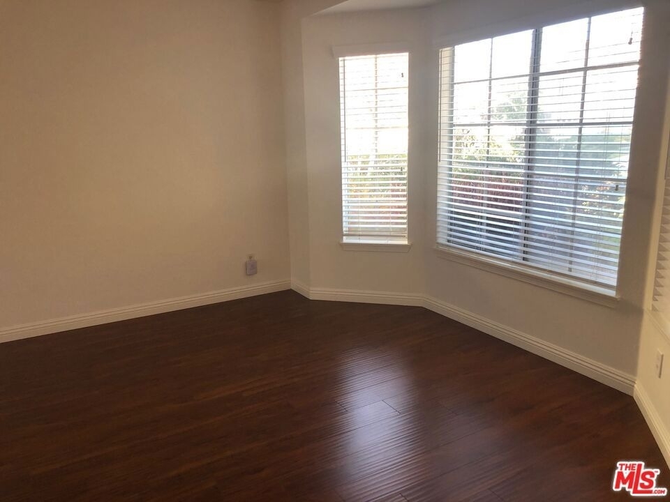 12010 Falcon Ridge Way - Photo 6