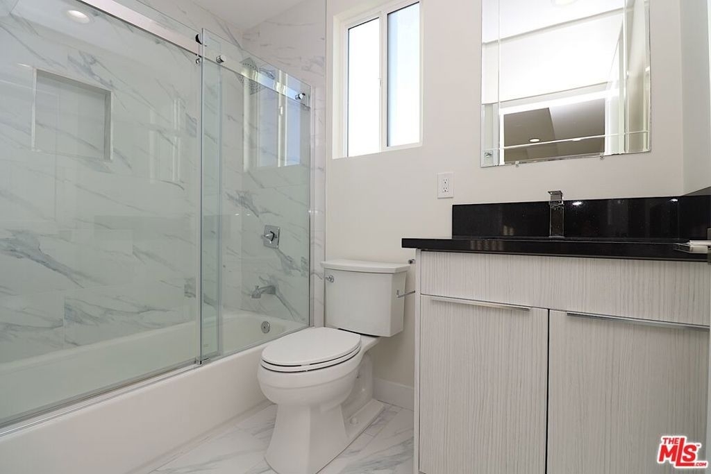 2121 S Burnside Avenue - Photo 28