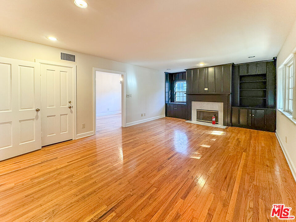 2445 22nd Street - Photo 21