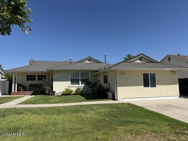 19153 Sylvan Street - Photo 11