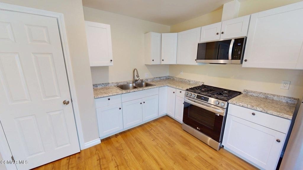 19153 Sylvan Street - Photo 4