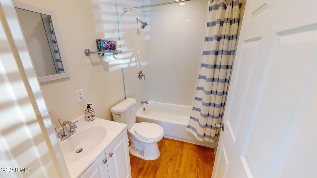 19153 Sylvan Street - Photo 6