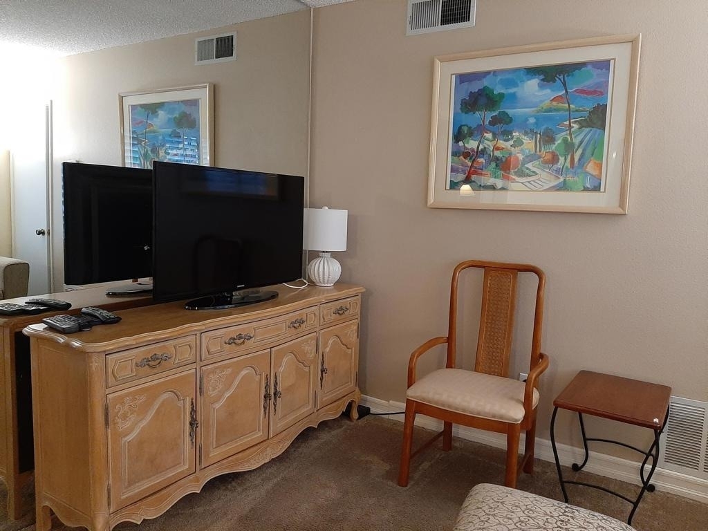 1100 E Amado Road - Photo 3