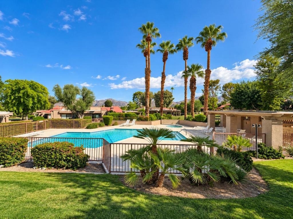 72477 Rolling Knoll Drive - Photo 36