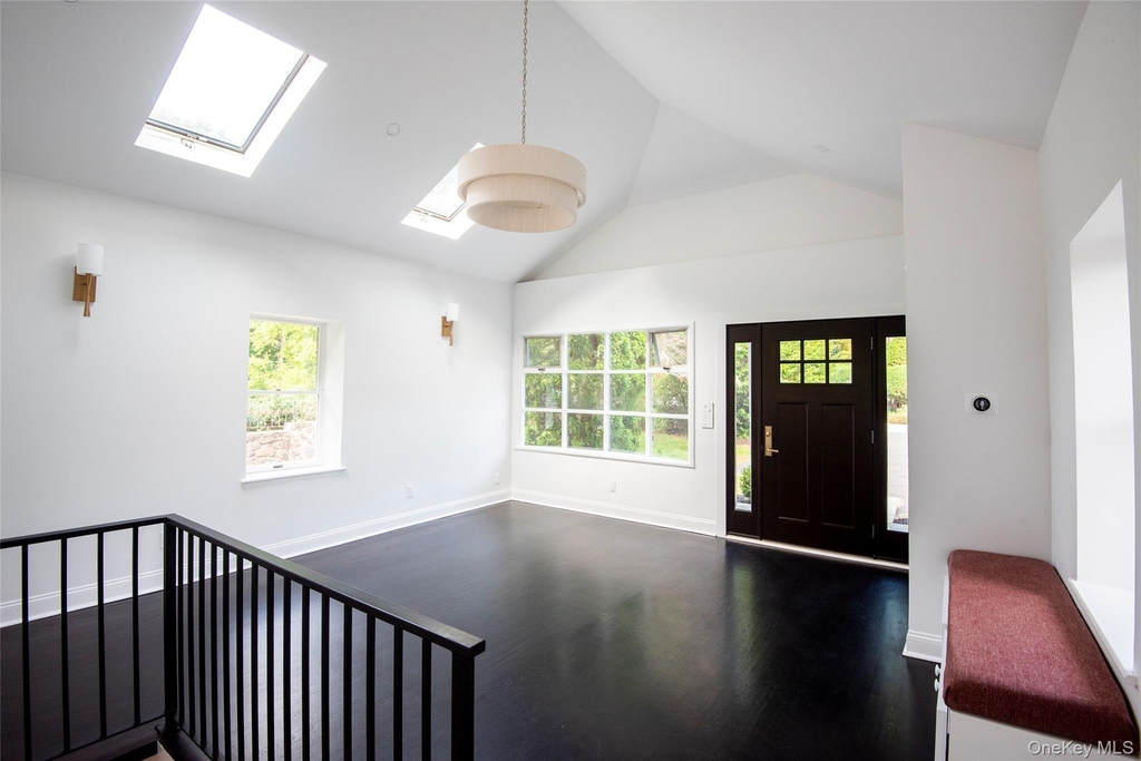 112 W Lake Boulevard - Photo 10