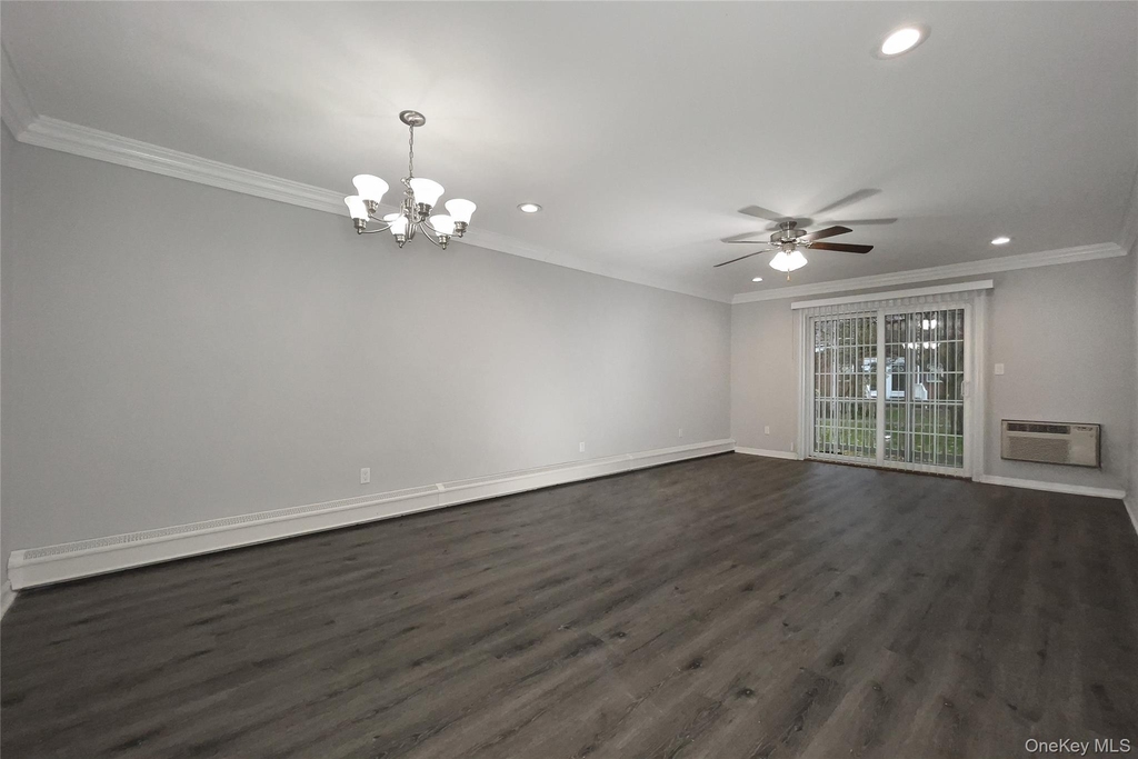 10 Westgate Drive - Photo 3