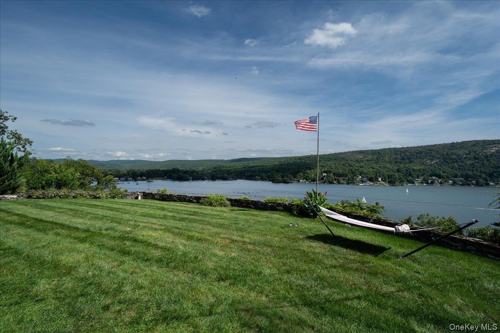 14 Hemlock Hill - Photo 1